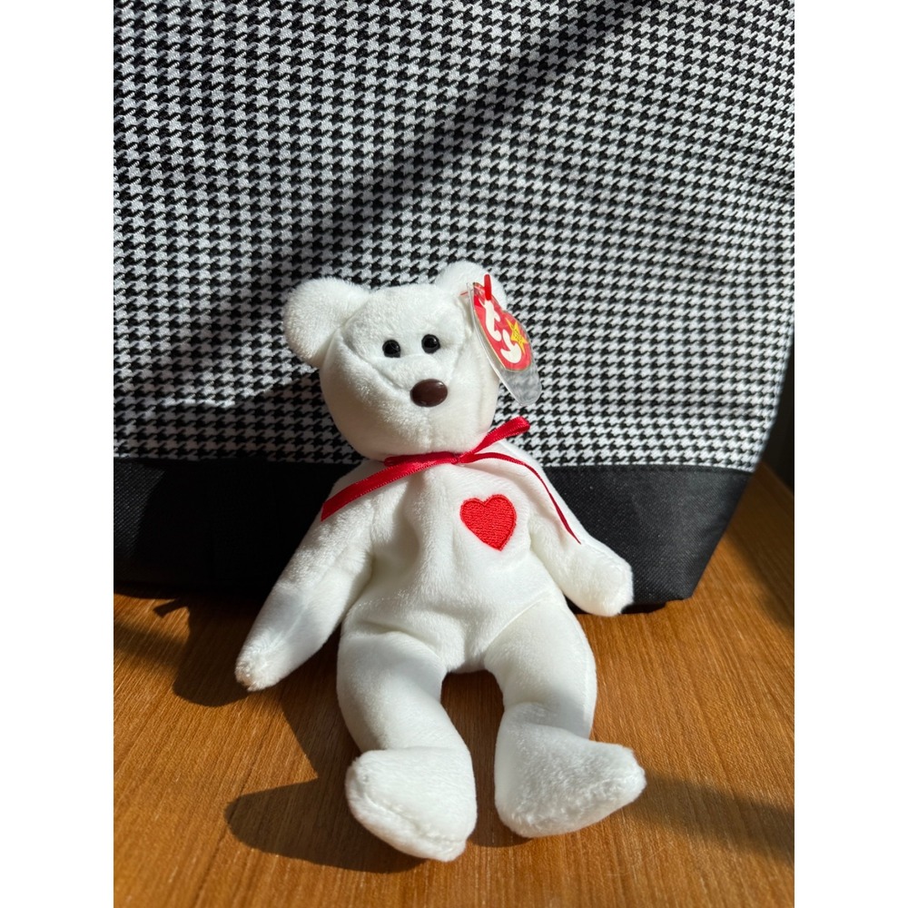 Ty Beanie Baby Valentino Brown Nose Mint Tags Mint Condition PVC Pellets 1993